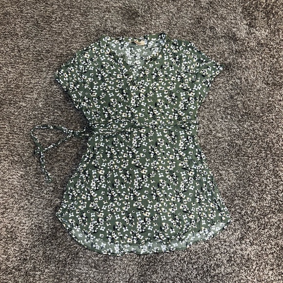 Full Moon Tops - Full Moon, women’s maternity blouse, stitch fix, medium, green floral